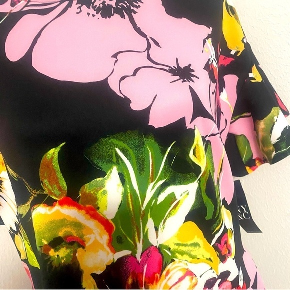 New York & Company Stretch Women Mini Floral Dress Size Medium with Pockets NWT - Picture 4 of 7